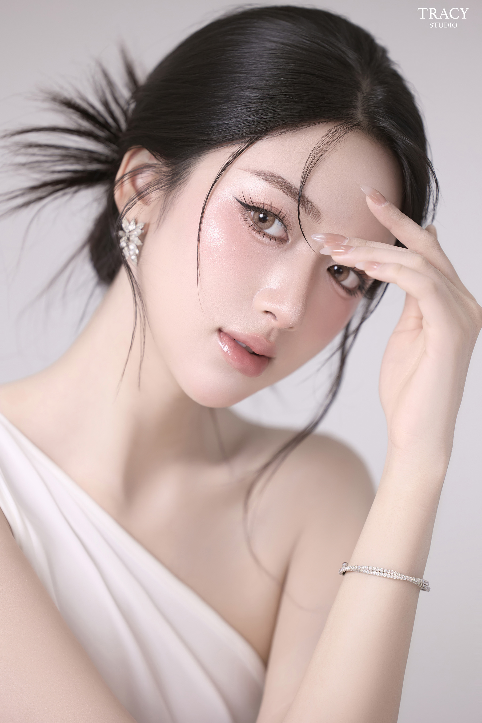 frontend/img/gallery/anh-beauty/tracy1049 copy.jpg